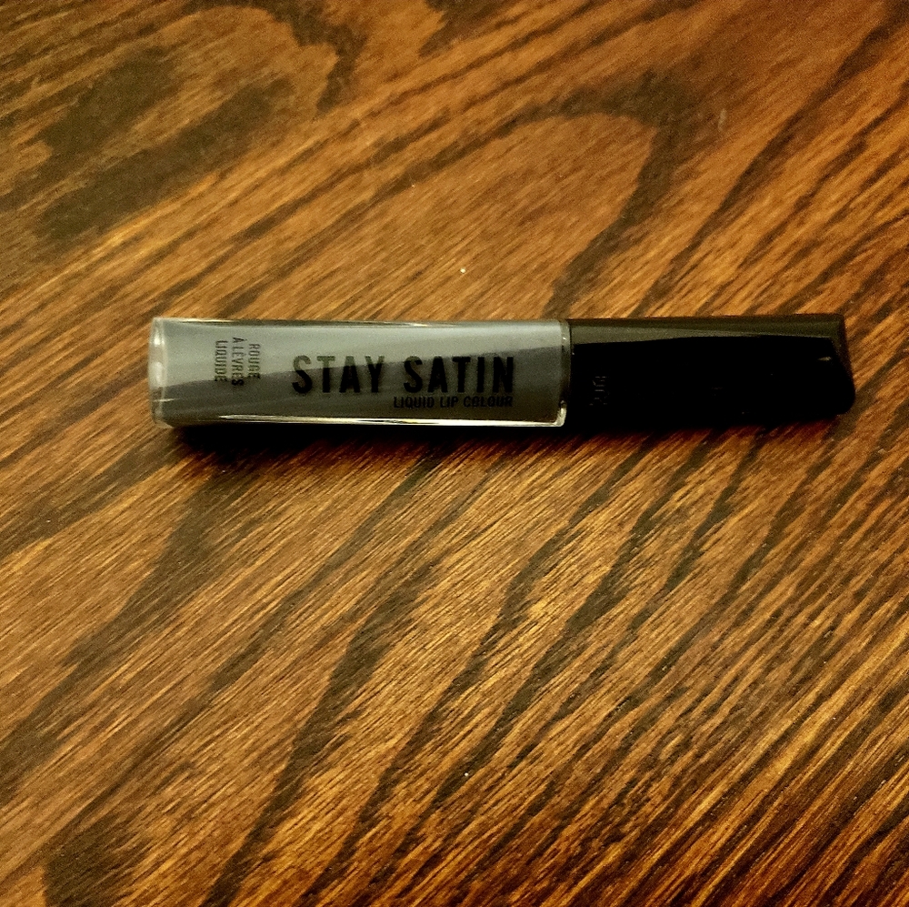 Rimmel London liquid lip color